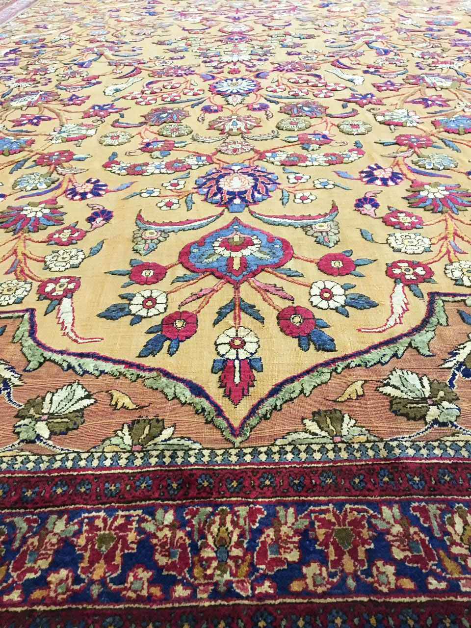  Detail of Kashan antique rug Carpet No.2026 
